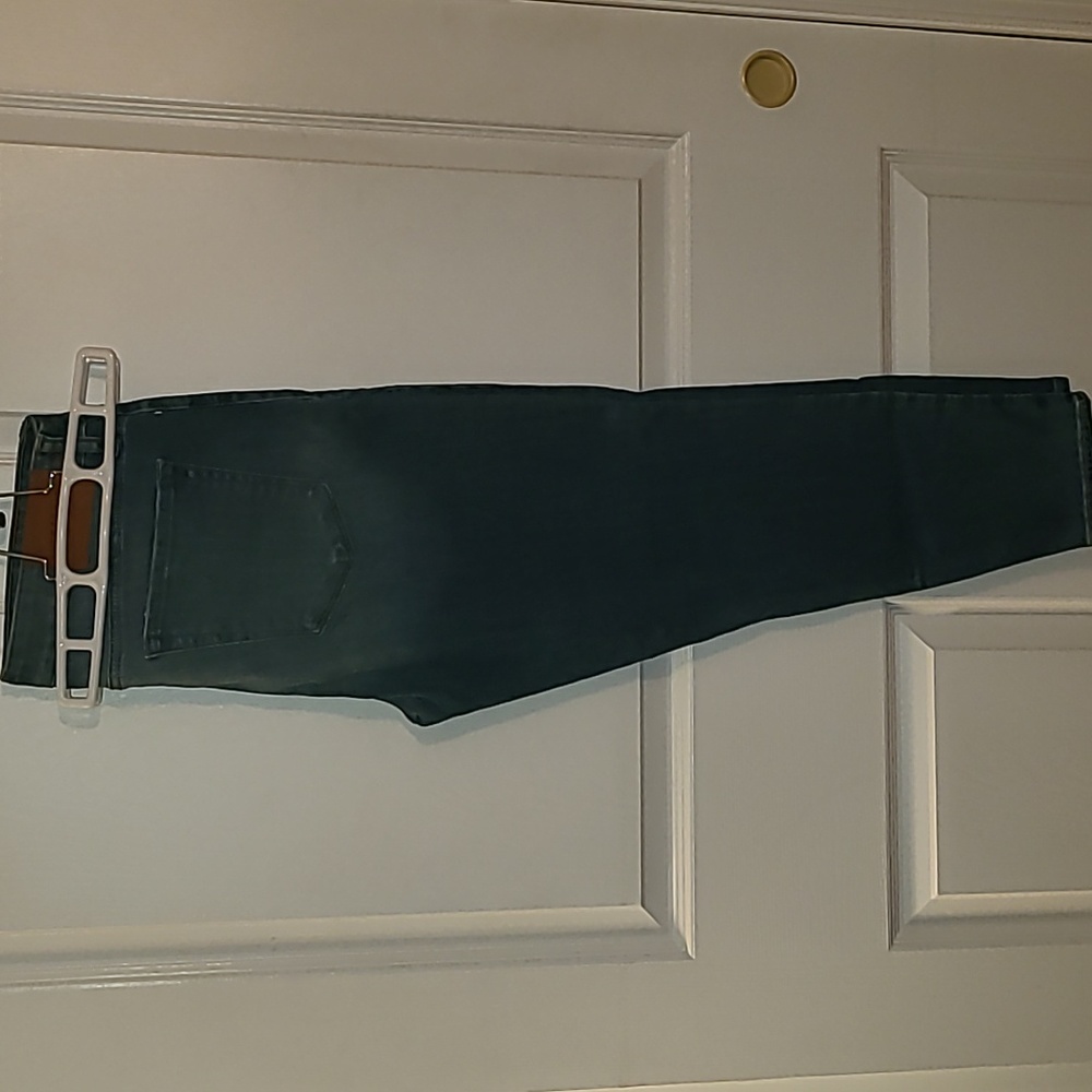 Lucky Brand skinny, stretch jeans
